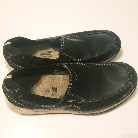 Clarks Cushion Black Loafers...9 - Picture 3 of 5